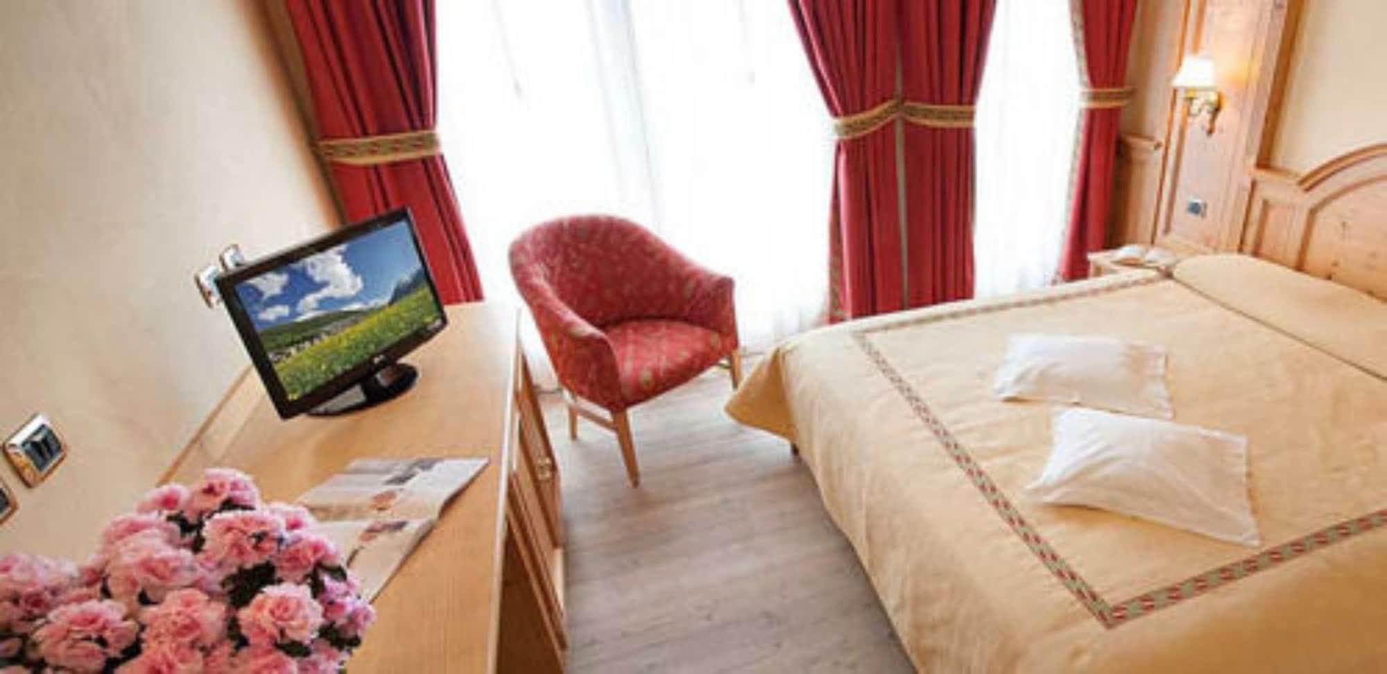 Hotel Valtellina Livigno Exterior foto