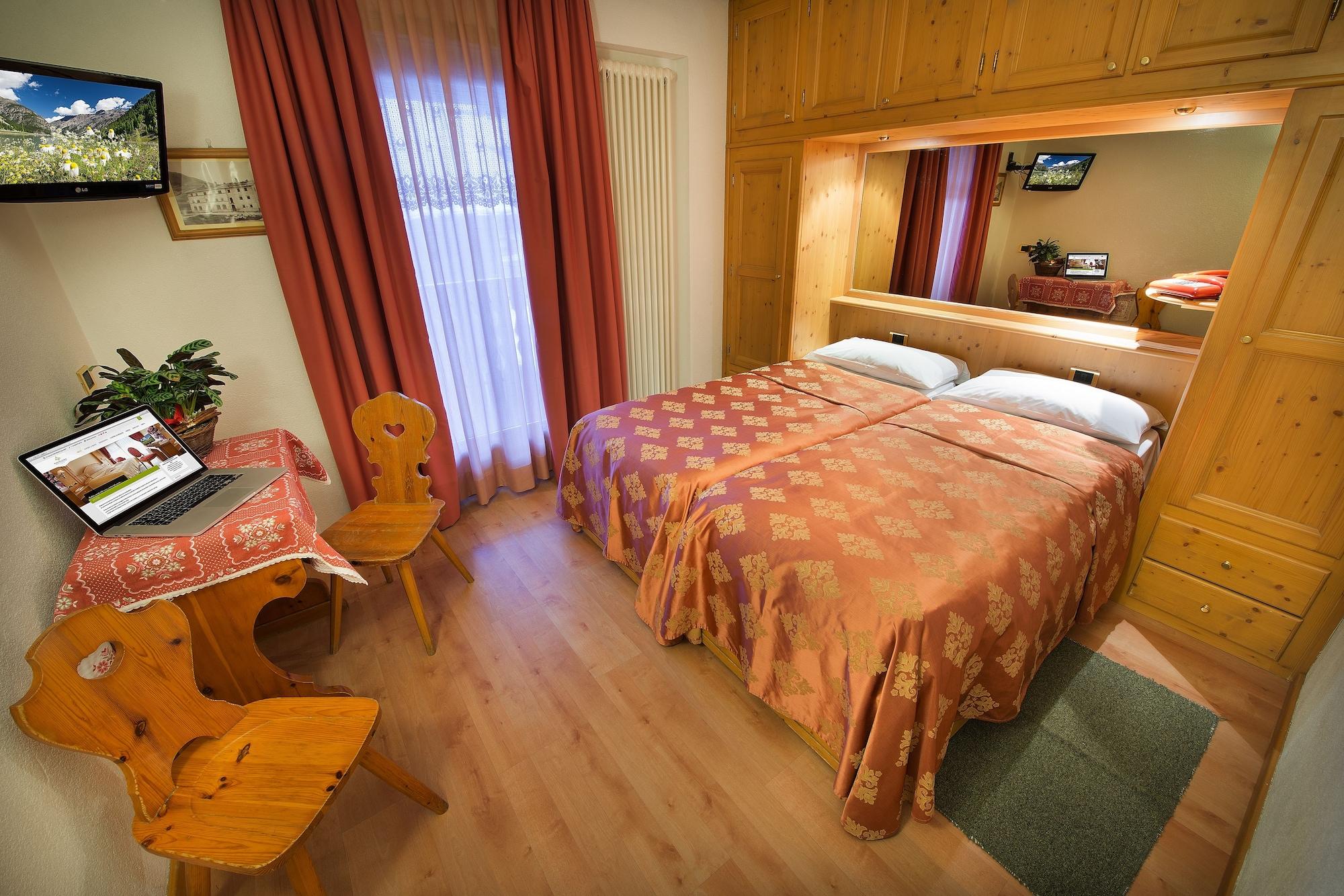 Hotel Valtellina Livigno Exterior foto